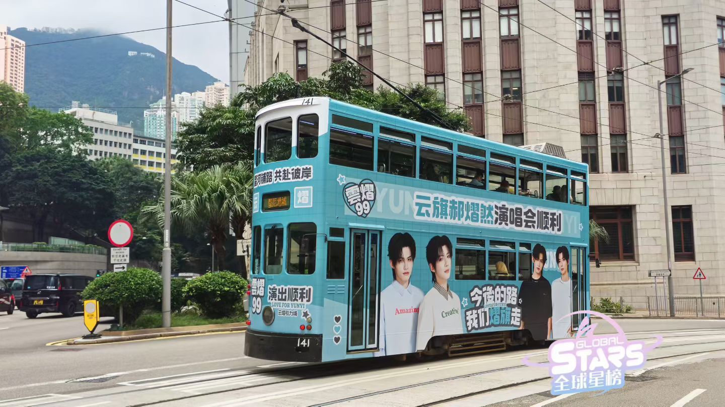 移动户外广告有哪些形式?LED车、巴士车身和出租车顶屏怎么投